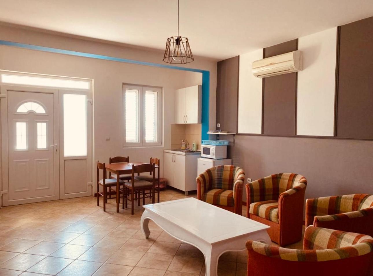 Budva Felix Suites Exterior photo