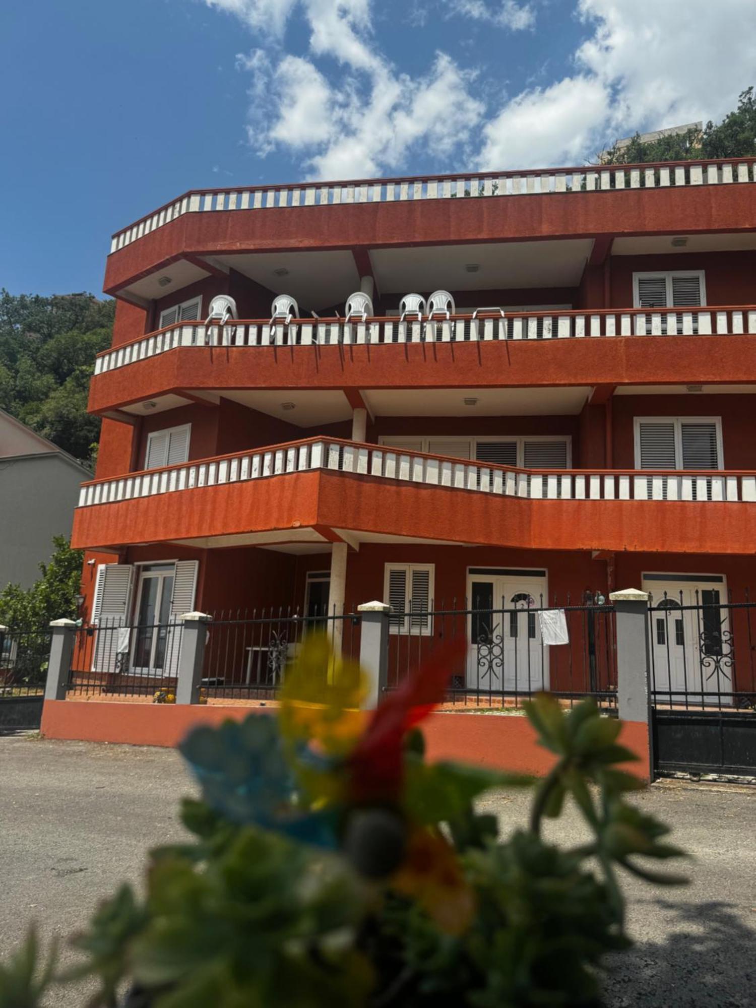 Budva Felix Suites Exterior photo