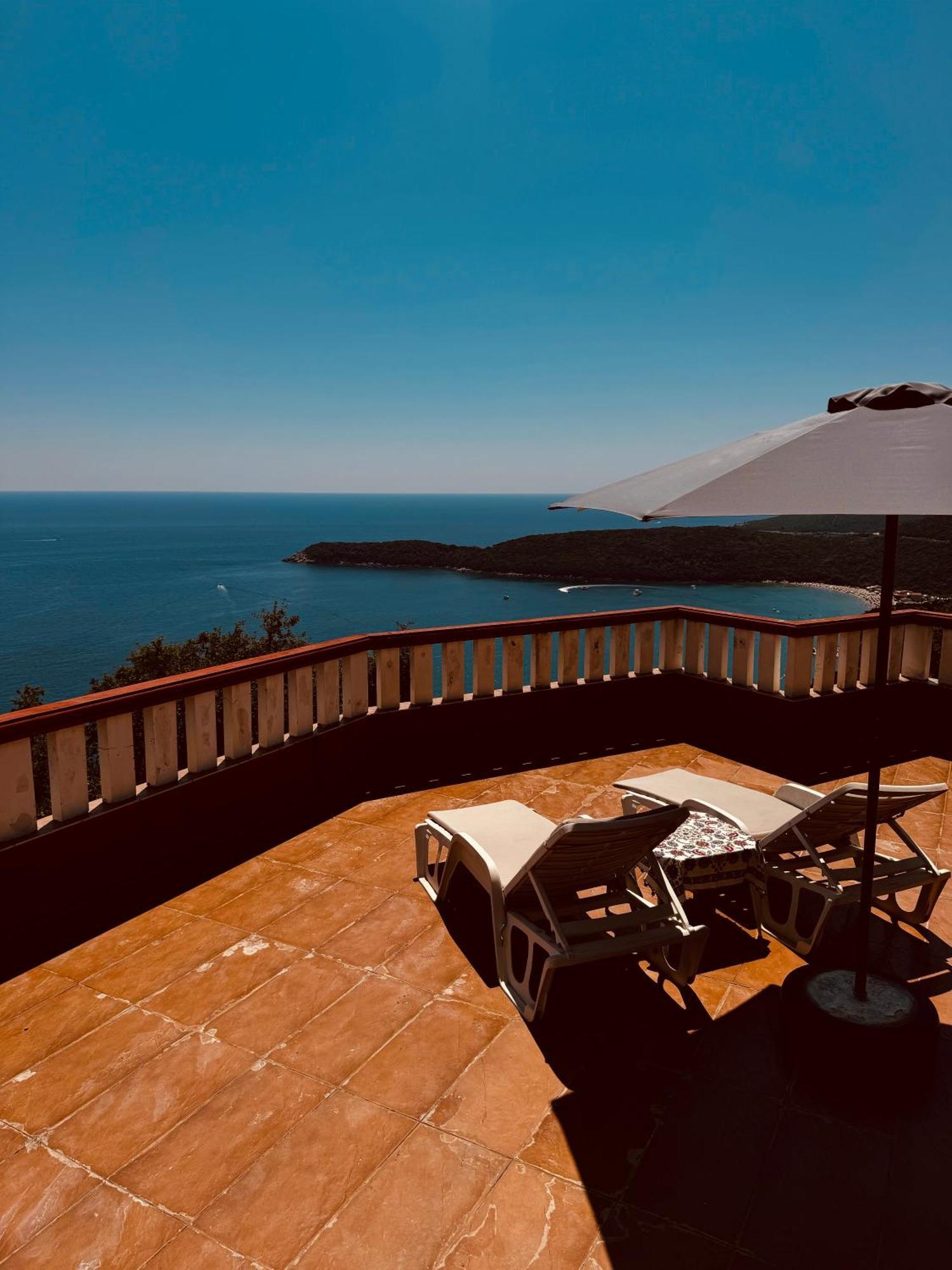 Budva Felix Suites Exterior photo