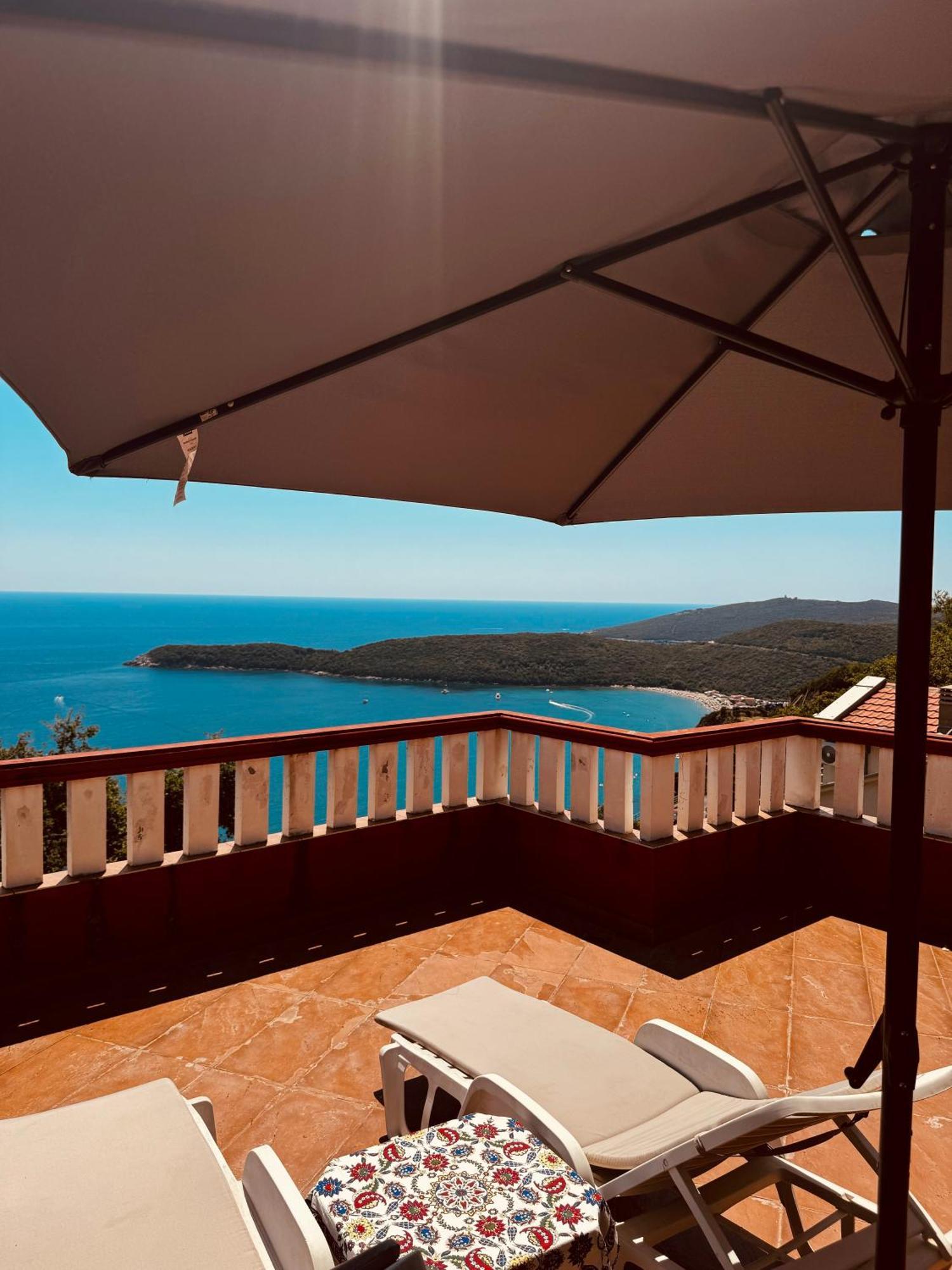 Budva Felix Suites Exterior photo