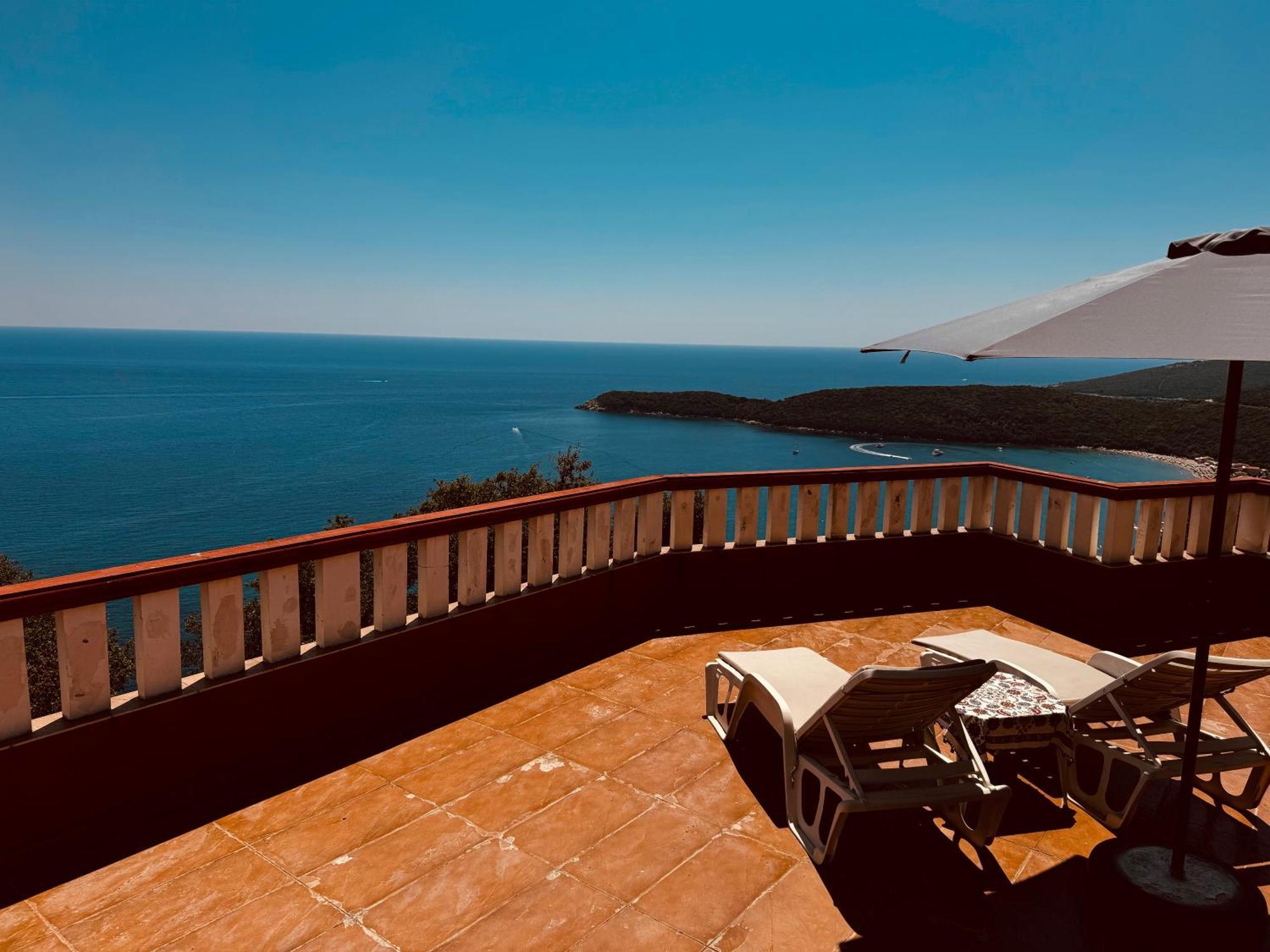Budva Felix Suites Exterior photo